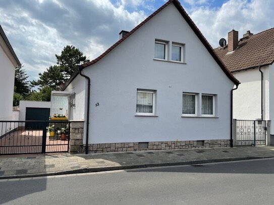 Charmantes Einfamilienhaus mit gepflegtem Garten und Garage in Heusenstamm