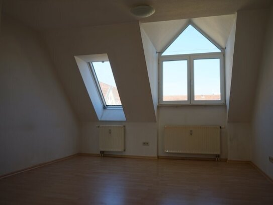 Für einen Kapitalanleger oder Selbstbezug - 2 Zimmer Appartment -TG-Stellplatz - 90763 Fürth