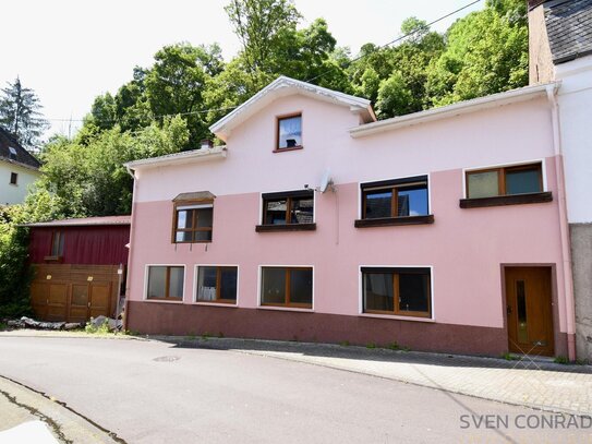 Viel Wohnraum! Teilrenoviertes Einfamilienhaus in Oberstein