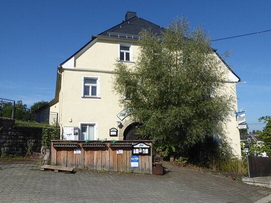 Ehemaliges Gasthaus mit großem Grundstück Nähe Münchberg