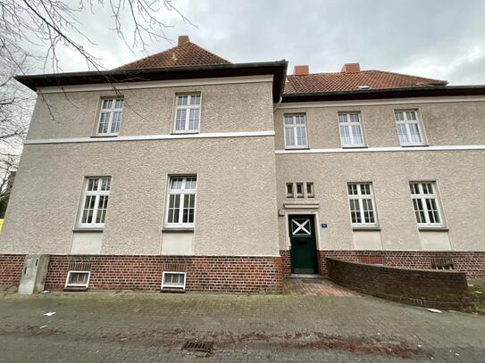 Modernisierte 2-ZKB-Erdgeschosswohnung in Heppens zu vermieten!