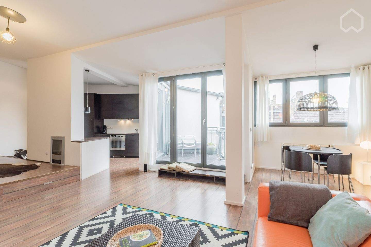 zentral gelegenes, ruhiges Dachgeschoss - Loft (Prenzlauer Berg) - Foto 1