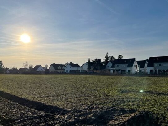 ***GRUNDSTÜCK nahe RONHOF...vielleicht SPEKULIEREN Sie gerne...landwirtschaftliche Fläche***