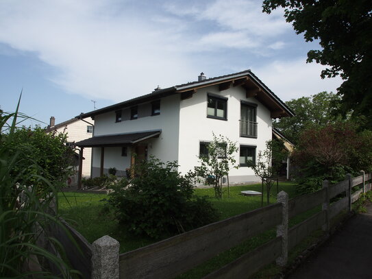 Einfamilienhaus mit Büro/Praxis/Einliegerwohnung BJ 2012 in Ampfing/Salmanskirchen