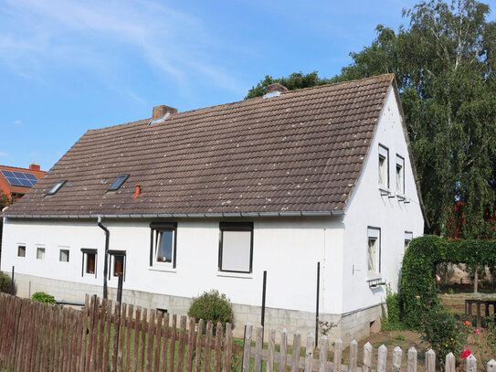 Günstiges 6-Raum-Einfamilienhaus in Aschersleben OT Westdorf