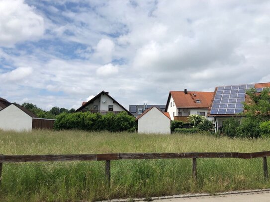 Grundstück in Pfaffenhofen, Obermühlweg | In 15 Minuten zu Fuß ins Schwimmbad