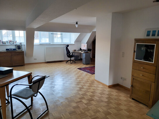 Dachgeschosswohnung in bester Innenstadtlage - 2-Zimmer-Wohnung in Trier Zentrum