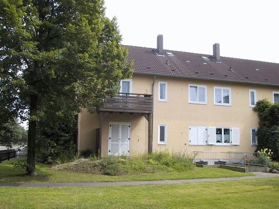 Terrassenwohnung mit Reihenhauscharakter wartet auf ruhige Bewohner