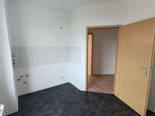 ++ Traumhaft ++ Schön renovierte 2,5 Zimmer Wohnung mit großartiger Aussicht ++