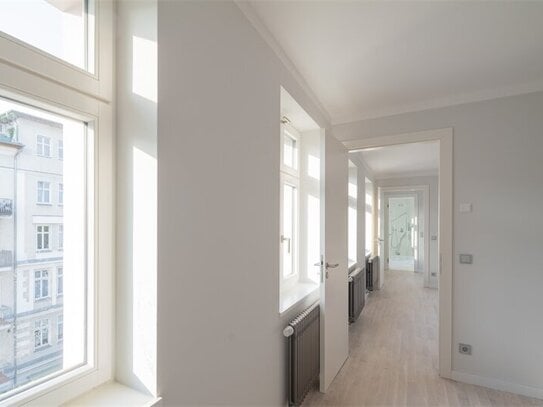 1st row luxury PARKSIDE APARTMENTS Berlin-Mitte