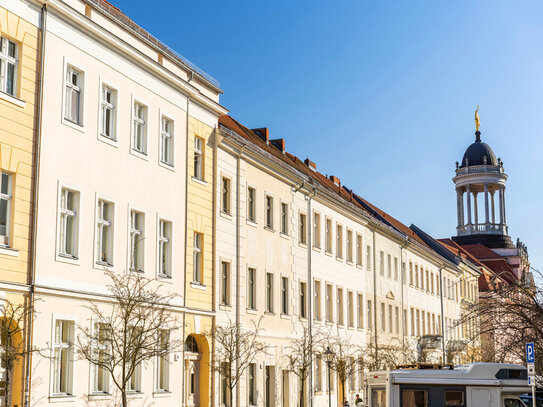 Dachgeschoss-Wohnung mitten in der City