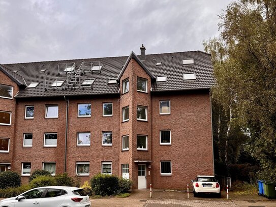 Schönes Wohnen in Schmachtendorf - charmante Wohnung auf zwei Etagen mit Balkon