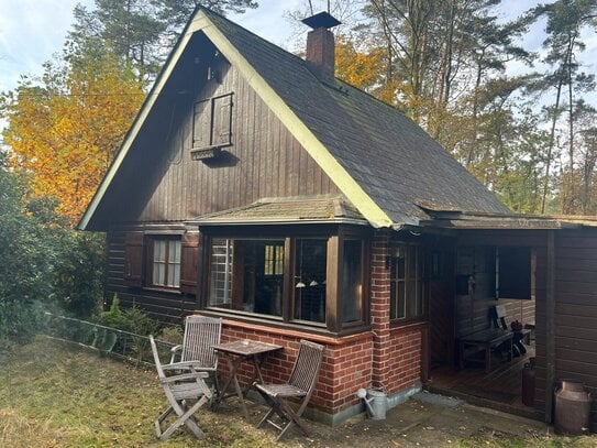 Uriges Wochenendhaus auf weitläufigem, tollem Pachtgrundstück in idyllischer Lage