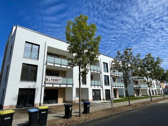 Erstbezug 2022- Moderne 2-Zimmer Erdgeschoßwohnung in Ziegelsee-Nähe mit Terrasse, Küche, Tiefgarage, Aufzug