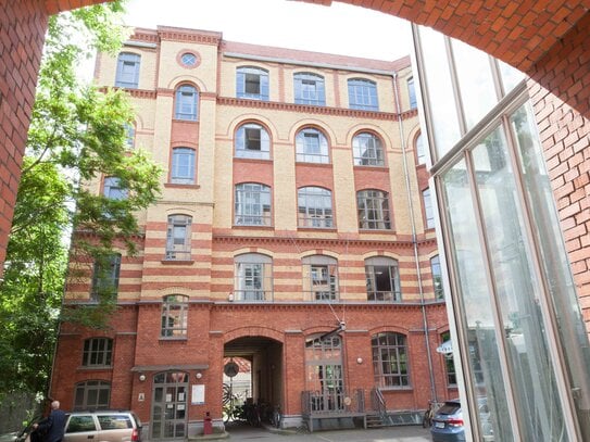 Arbeitstische in der Fabrik für Kreative in Kreuzberg - All-in-Miete