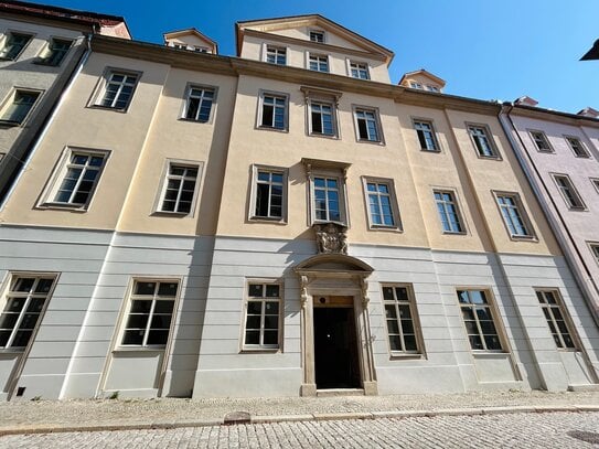 Geräumige 4-Zimmer-Wohnung mit tollem Balkon in Merseburg