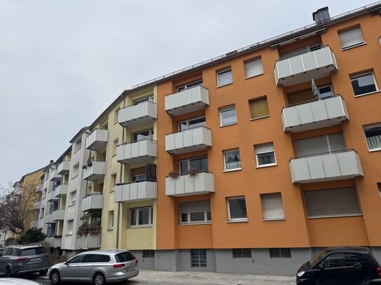 ***City- Wohnung provisionsfrei- direkt v. Eigentümer, gepflegte 2- Zimmer Wohnung mit Balkon Großreuth h. d. Veste***