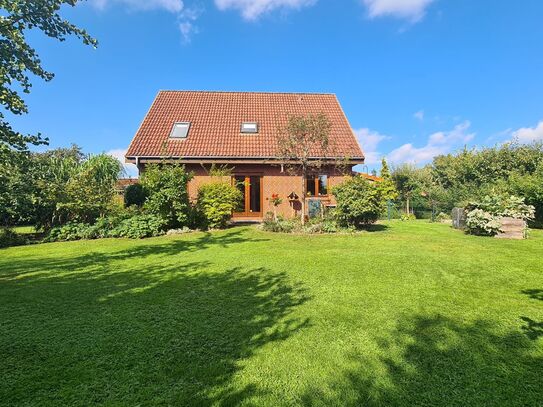 Individuelles Einfamilienhaus mit Carport und Sauna