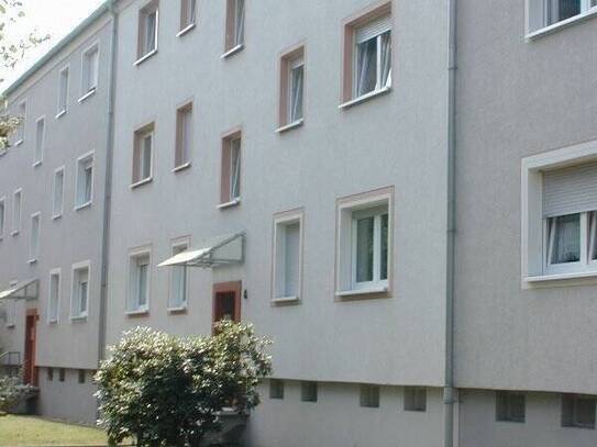 Bei VIVAWEST die Sonnenstrahlen auf dem eigenen Balkon genießen.