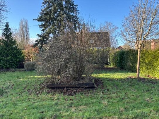 Schöner + ruhiger Bauplatz mit Südwestausrichtung in bevorzugter Wohnlage von Alt-Rahlstedt!