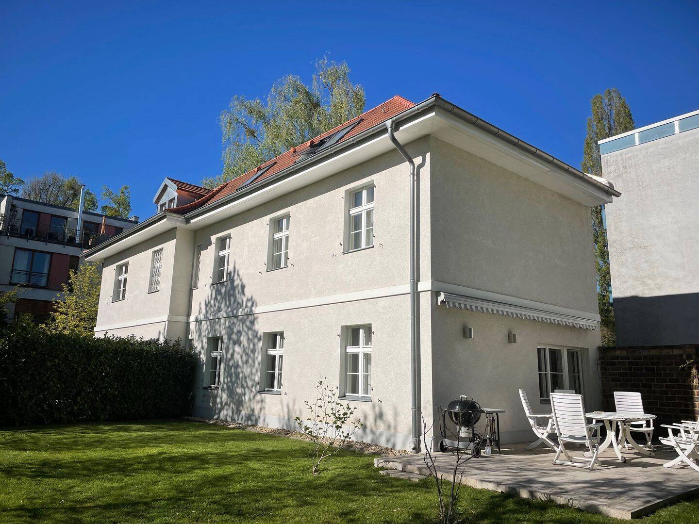 Gepflegte Altbau-Zweizimmerwohnung in Lichterfelde West - Photo 1