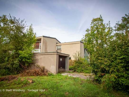 Wohnhaus mit Gartengrundstück in exklusiver Lage von Würzburg