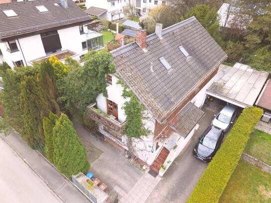 Mehrfamilienhaus, komplett vermietet mit drei Einheiten, München-Freimann