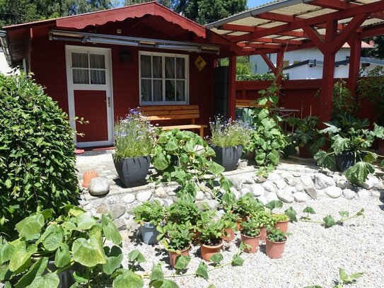 Viel Platz für die Familie! 5 Zi. Wohnung mit Balkon und eigenem Garten am Haus