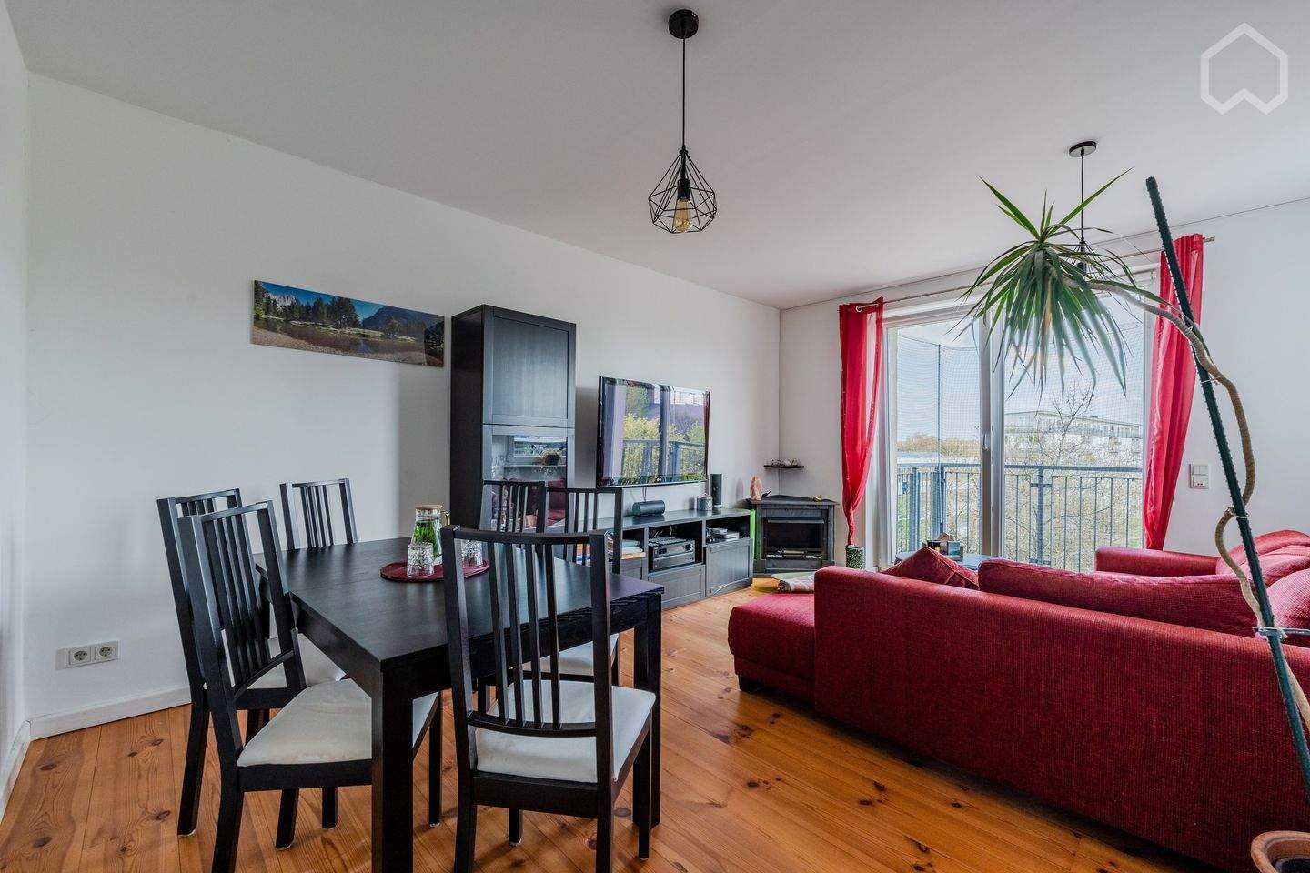 Traumhaft gelegene 3 Zimmer Wohnung am Volkspark Friedrichshain - Photo 1