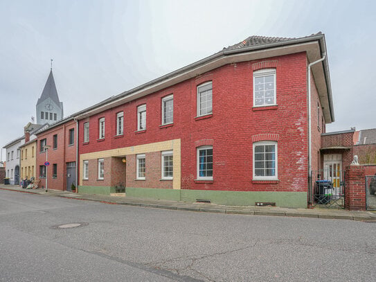 Einfamilienhaus in Heinsberg/Waldenrath - viel Platz, idyllische Lage, großes Potenzial!