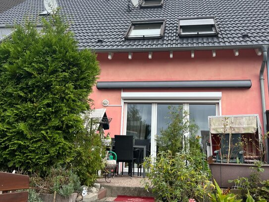 Reihenmittelhaus mit Peeneblick vor den Toren der Insel Usedom