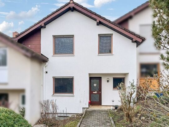 Gepflegtes Reihenmittelhaus mit Garten, Balkon und Keller in Aalen-Unterrombach