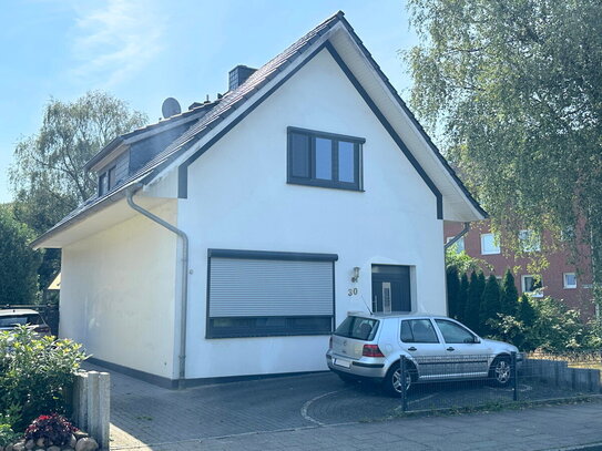 PURNHAGEN-IMMOBILIEN - St. Magnus, freist. 1-Fam.-Haus mit schönem Grundstück nahe Knoops Park