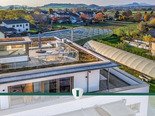 Bezugsfreie, neuwertige Penthousewohnung mit Dachterrasse, Teilseeblick und hochwertiger Ausstattung