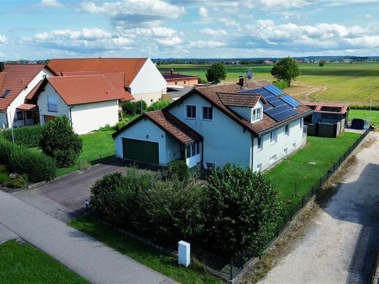 Attraktive 3-Zimmer-Wohnung im Grünen mit großzügigem Gartenanteil und modernen Annehmlichkeiten