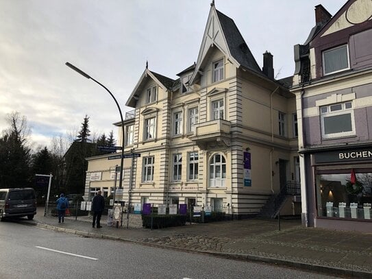 Schöne Dachgeschoss-Wohnung mit Süd-Terrasse