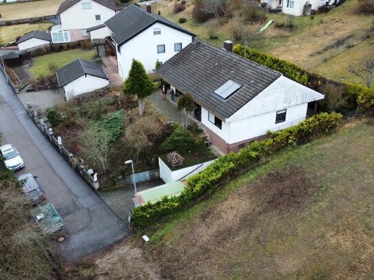 UMSTÄNDEHALBER ZU VERKAUFEN: PREISWERTES 1-FAM.HAUS IN RUHIGER ORSTRANDLAGE