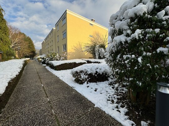 Bad Krozingen, Kernort: 3,5-Zimmer-ETW, oberste Etage, Schwarzwaldblick, Garage