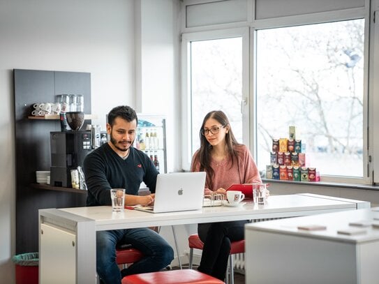 Ostend - Schöne Büros mit Dachterrasse und perfekter Anbindung - All-in-Miete