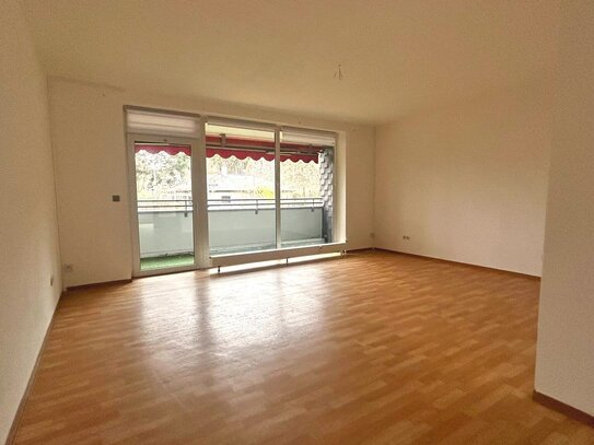 Ideale 3 Zimmer Wohnung in der ruhigen Gegend in Erlangen