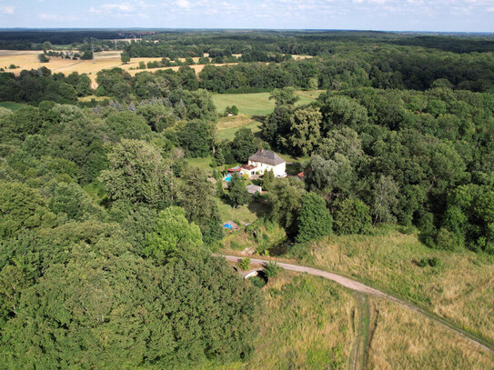 Historisches Forsthaus von 1755, umgeben von purer Natur - Alleinlage!