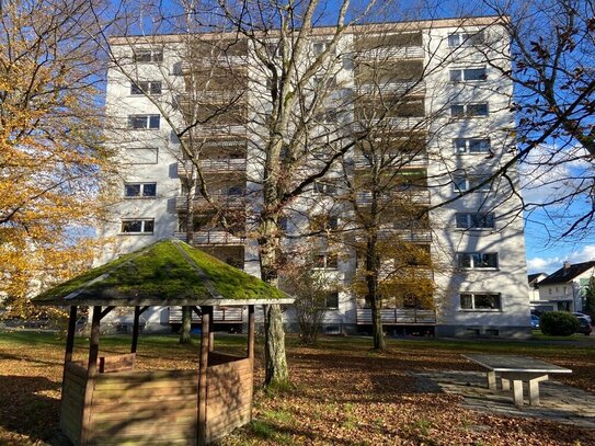 Freie 3-Zimmer-ETW in Stutensee-Büchig ca. 94 qm Balkon, KFZ Stellplatz TG, Aufzug