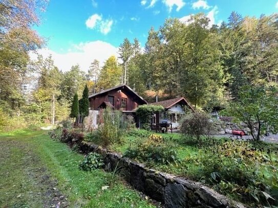 IHR LEBENS(T)RAUM! in idyllischer ALLEINLAGE!