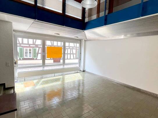 Geschickte Laden-Bürofläche in der Stadtmitte von Weilheim