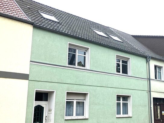 Charmantes, komplett saniertes 2-Familienhaus + Apartment im Herzen von Jessen mit Garten