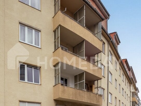 Kapitalanleger aufgepasst: Langfristig vermietete 2-Zimmer-Wohnung mit Tageslichtbad und Balkon