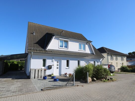 Traumhaftes Wohnen in Grömitz! Moderne DHH mit 3 Etagen, ausgebautem Dachgeschoss und Teil-Meerblick