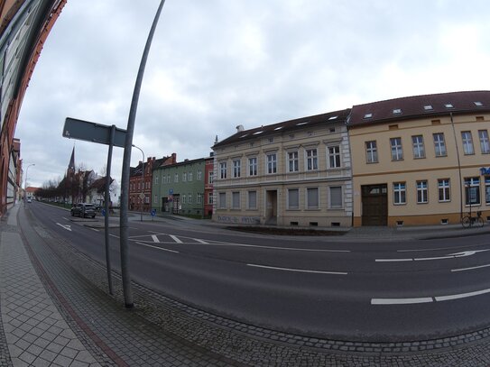 tolle 2-Raum Wohnung in zentraler Lage mit Südbalkon