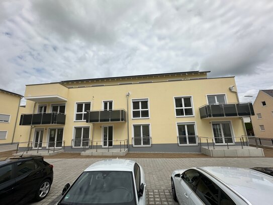 Neubau Erstbezug 3 ZKB 88m² EG & 1.OG in Nordheim