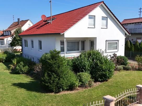 freistehendes Einfamilienhaus mit Garten und viel Platz in Ebnat